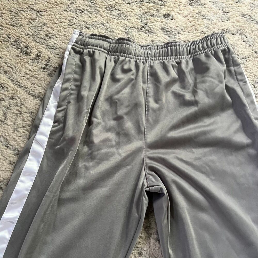 NWT Boys Pro Player Tracksuit - Picture 6 of 7